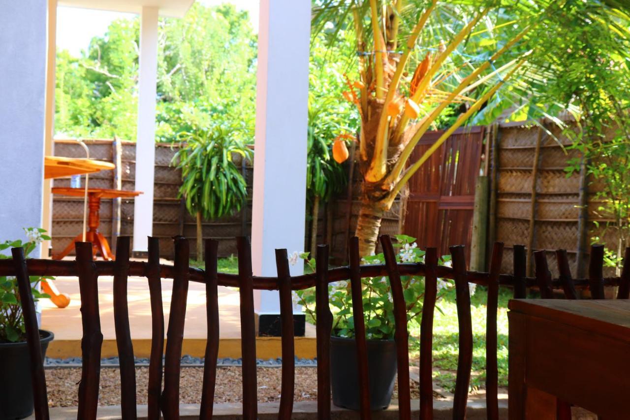 Relax Beach House تانجالي المظهر الخارجي الصورة