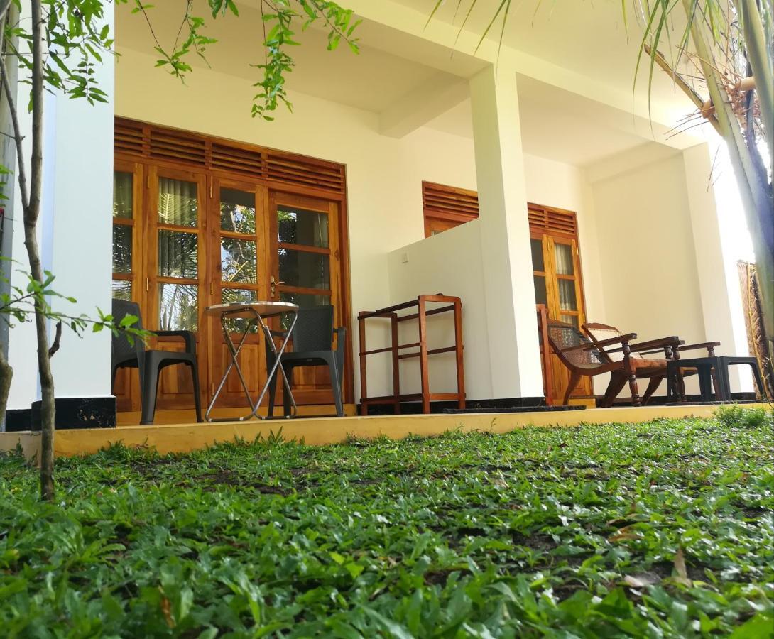 Relax Beach House تانجالي المظهر الخارجي الصورة